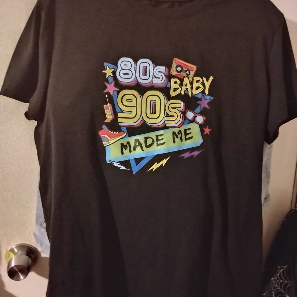 Source Unknown Black 80s 90s Graphic Tee